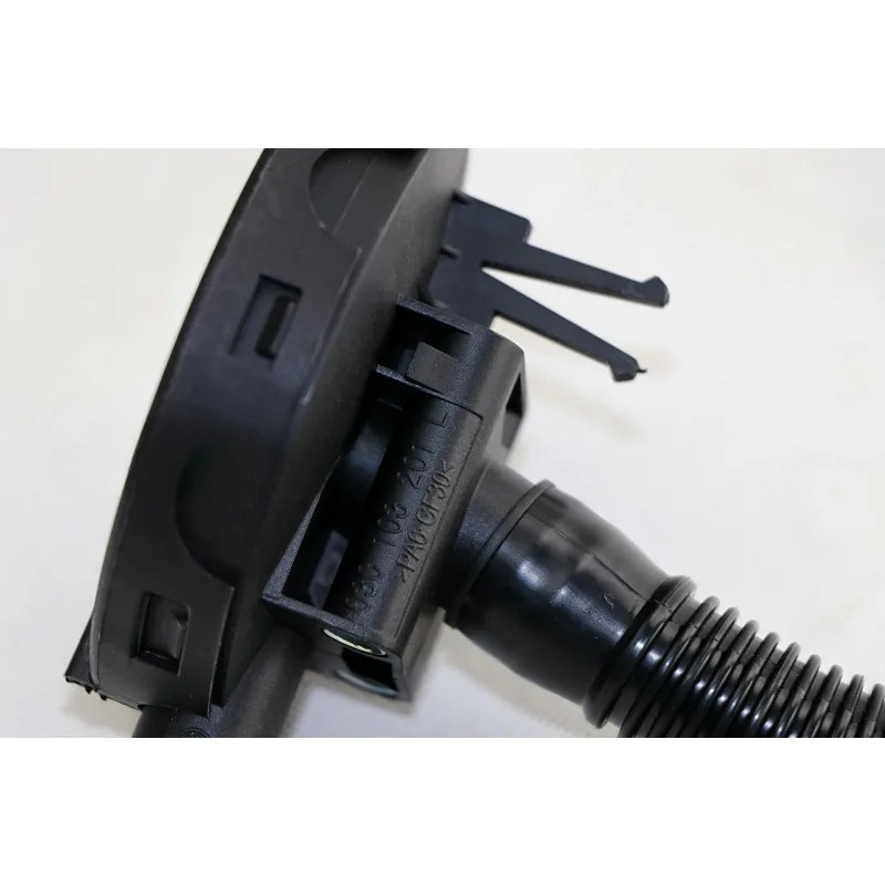 Оригинальный сапун двигателя PCV для Volkswagen Polo Lavida Bora 2016-2024 Golf6 Skoda Octavia Fabia 1 6 03C 103201 L