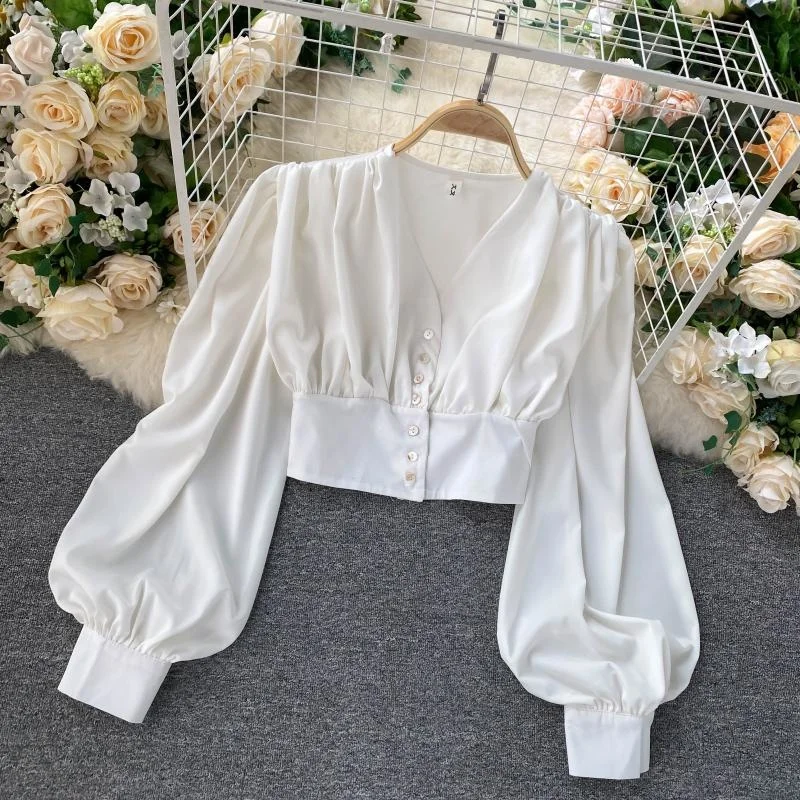 

Autumn 2022 new style ladies blouse V-neck single-breasted slim short retro lantern sleeve tops women white pleated blouses