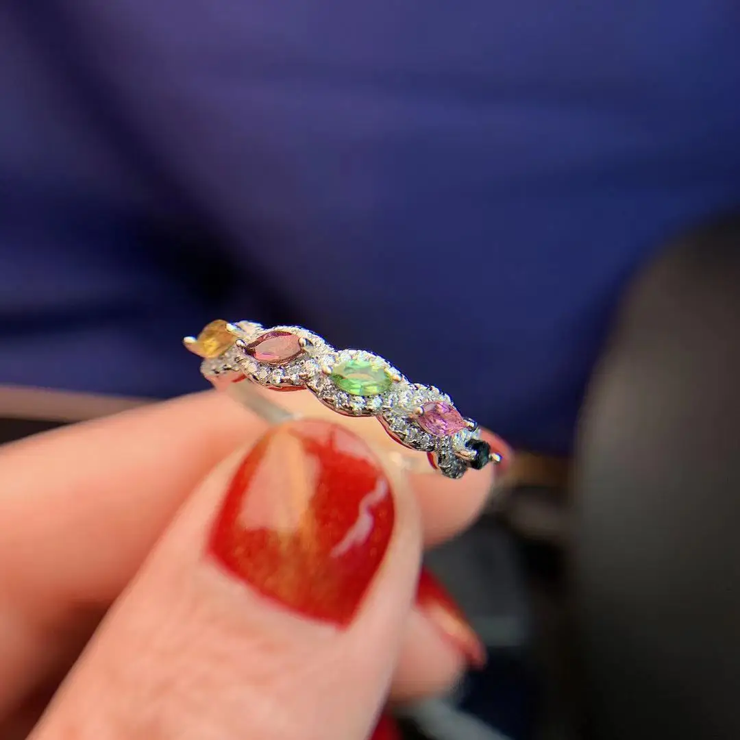 

Женское кольцо из серебра 925 пробы, ярких цветов