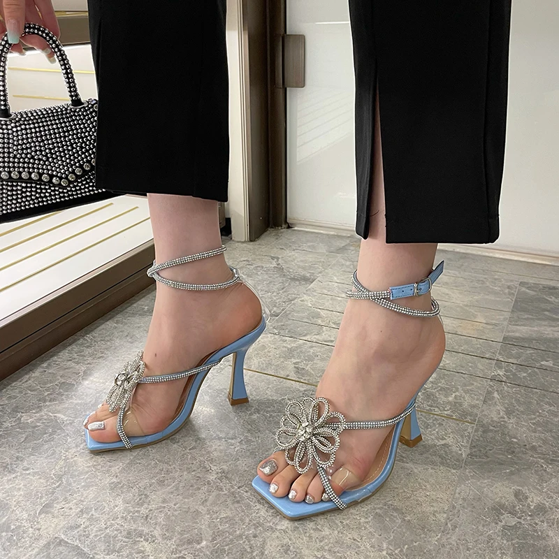 

2022 Gladiator Women Sandals Open Toe Rhinestone Flower Design Party Wedding Shoes Thin High Heels Dress Pumps Shoes Woman Pink