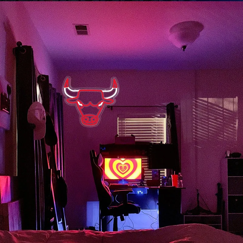 Неоновая вывеска Bulls красная