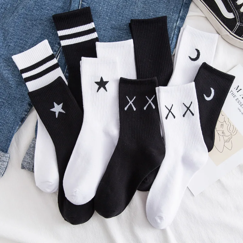 

2 Pairs Casual Hip Hop Skateboard Crew Socks Solid Striped Black White Long Socks Harajuku Cotton Soft Breathable Men/Women Sock