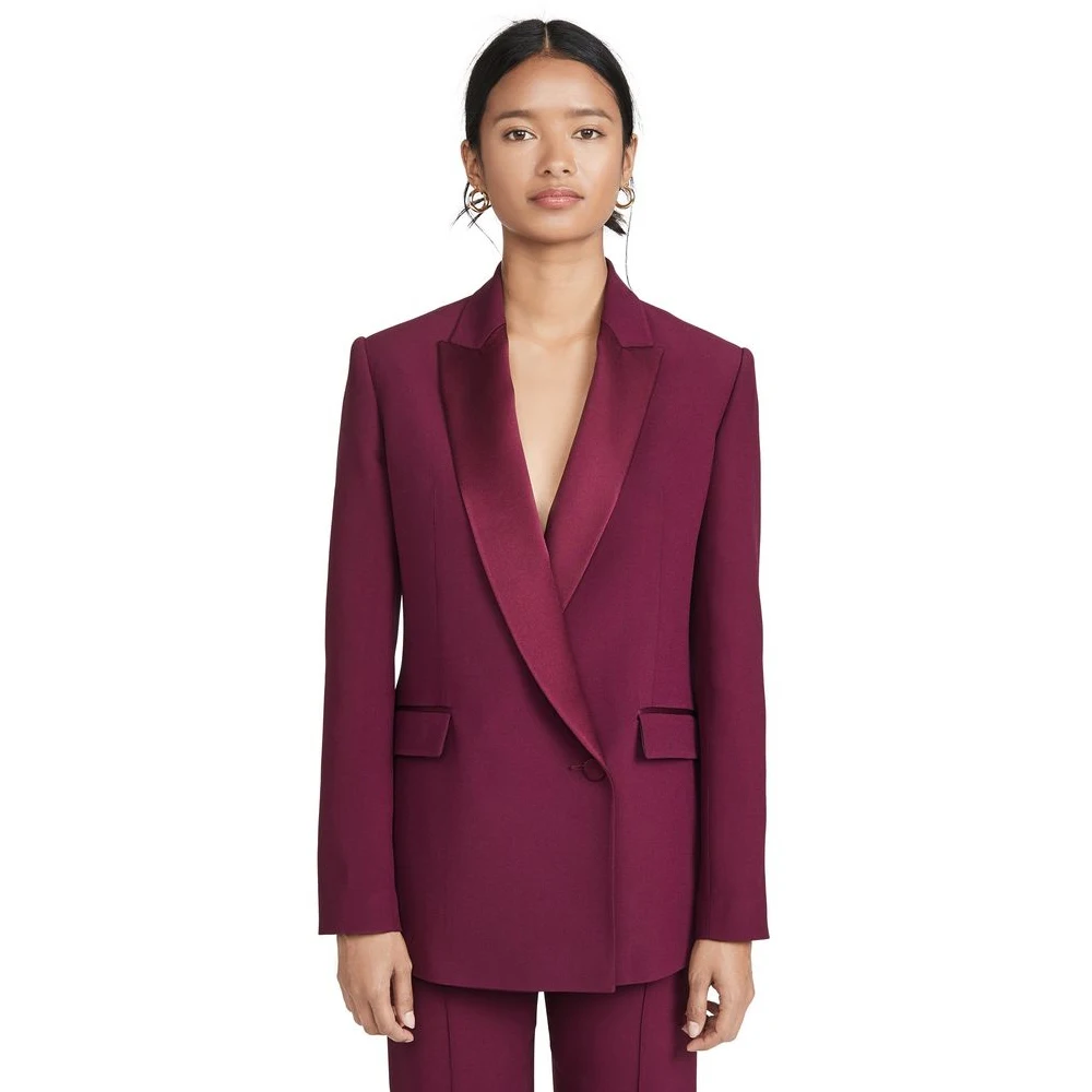 Женский однотонный костюм из двух предметов