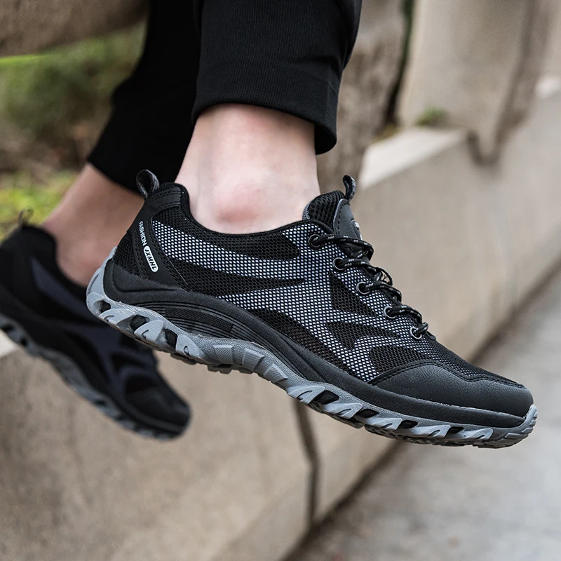 Unisex Hiking Shoes Men Women Mesh Climbing Shoes Antiskid Trendy Classical Trekking Sneakers Plus Size 36~47