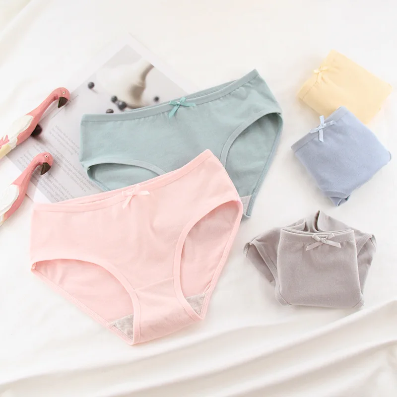 Simple solid color bow medium waist hip lifting large Panties hip wrapped cotton women's Panties  - buy with discount
