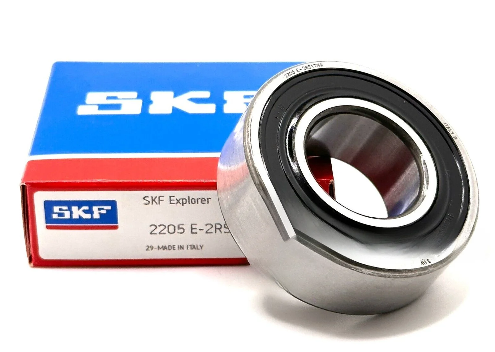SKF 2205 E 2RS1 TN9 25x52x18 мм Двухрядный самовыравнивающийся подшипник РЕЗИНОВЫЙ ЗАПЕЧАТЬ