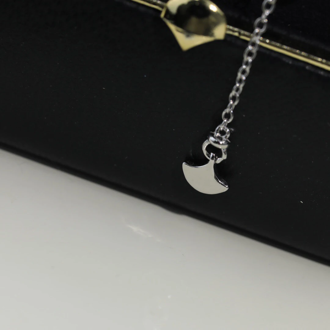 Рисунок 4 - Женский кулон в виде капли бабочки