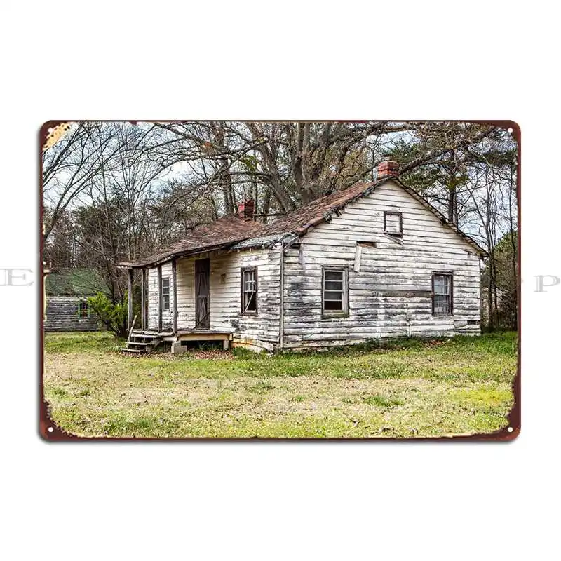 

Металлическая вывеска в виде забавной пещеры