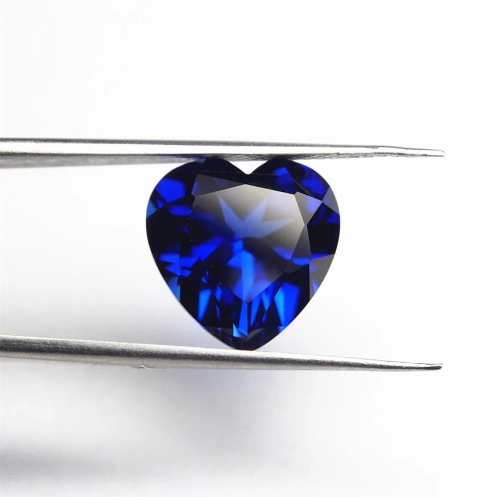 

High Quality Sapphire Heart Shape Faceted Sapphire Gemstone Mohs Hardness 9 Grade AAA Cutting Royal Blue Sapphire Gem SP065