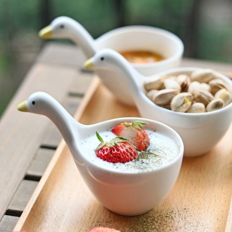Cute Duck Bowls White Porcelain Cartoon Soy Condiment Dishes Ceramic Snack Seasoning Plates Kitchen Tableware Tomatio Sauce Dish