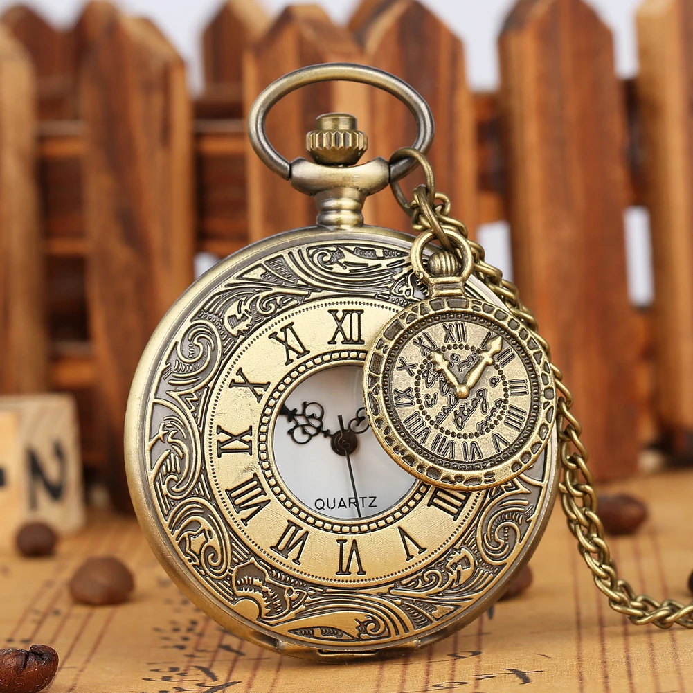 

Retro Quartz Pocket Watch Bronze Engraved Roman Numeral Hollow Necklace Pocket Watches Men Women Pendant Clock with Accessory