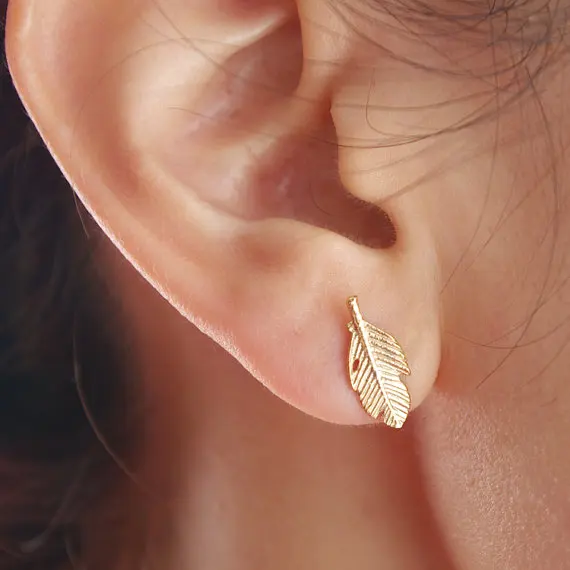 SMJEL Trendy Dog Paw Earrings for Women Small Fashion Earings Jewelry Metal Cat Bird Earring Leaf Round Ear Piercing Girl images - 6