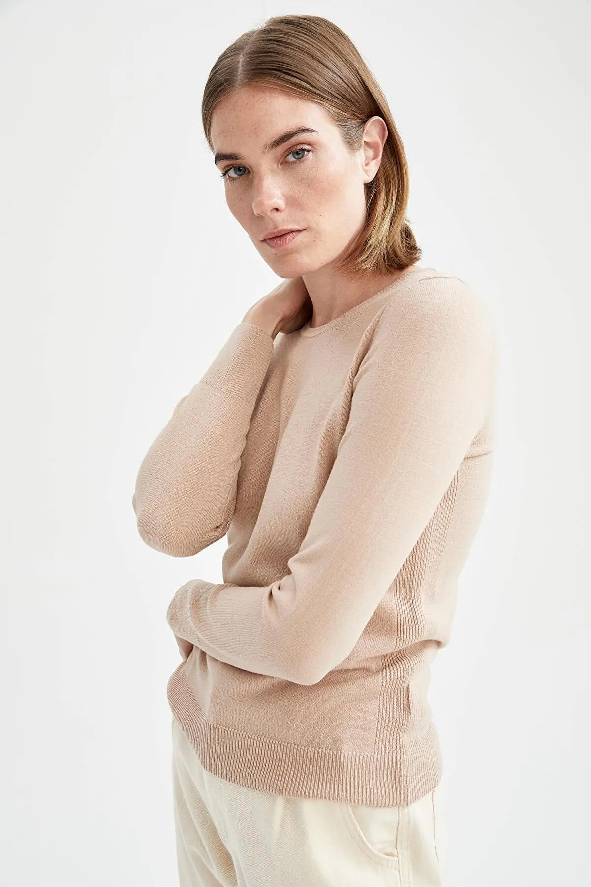 

Female Beige Bicycle Neck Relax Fit Soft Soft Cashmere Sweater Cardigan Tops Pullover For Women 133306610