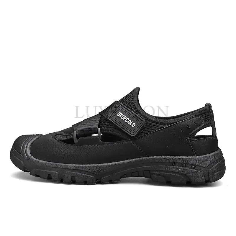 

Summer Breathable Trendy Beach Shoes Wearing Anti Slip Wrapped Cool Slippers Outside Hollow Out Men Shoes Fully Casual Sandals