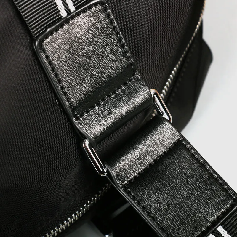 Travel bag fashion men's shoulder messenger bag 2022 multifunctional handbag casual shoulder bag