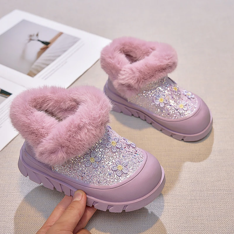 Милые ботинки для девочек с глянцевой вышивкой противоскользящие морозостойкие