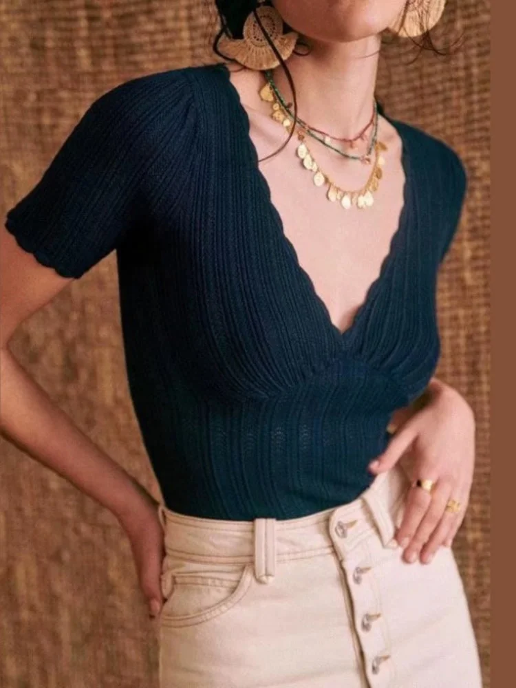 

Women Square Neck Pretty Stitch Short Sleeve Knit Top Pointelle Knit Top With Wave Trim tees short lace tops U602