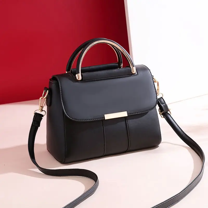 

WomenS Shoulder Bag 2023 Trend Brand Small Square Bags Luxury Designer Handbags Fashion Messenger Bagstofu Bags Flip Tote Bag