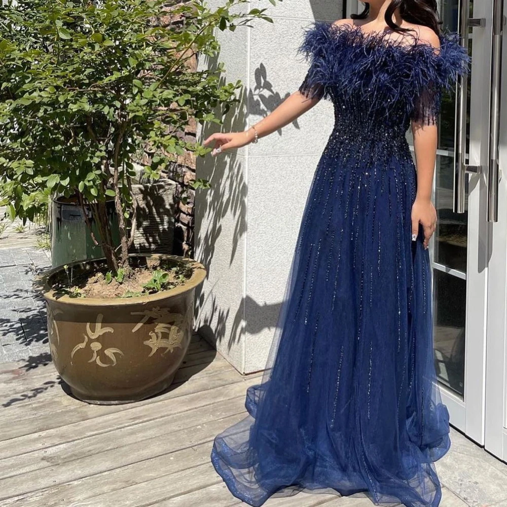 

Qcenkern Off Shoulder Evening Gowns For Women Party Short Sleeves Feathers Sequined Arabic Formal Prom Dress 2023 Robe de soire