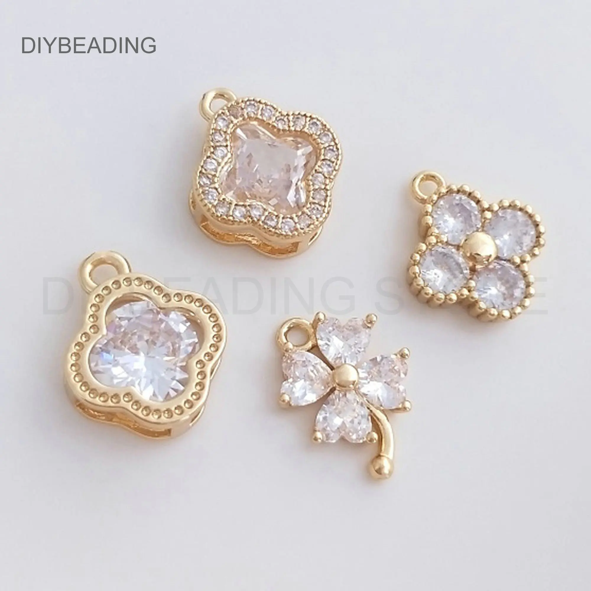 

Women Jewelry Charms Bulk Wholesale 14K Gold Four Leaf Clover Clear Rhinestone Pendant for Fashion Earring Making Supply