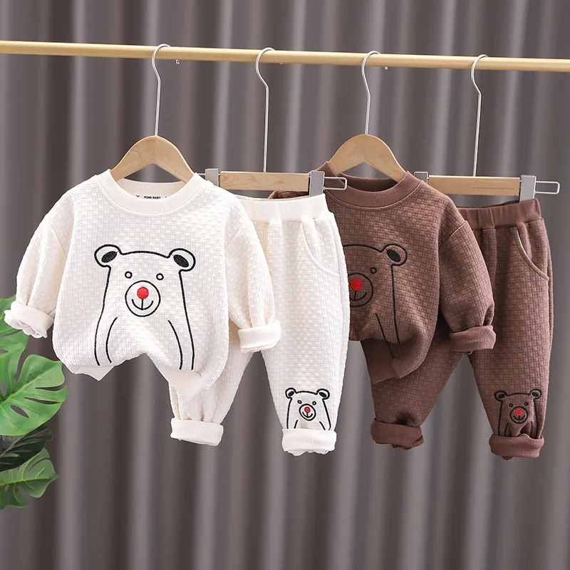 

2023 Korean Spring Baby Boy Two Piece Clothes Set Embroidery Cartoon Bear Sweatshirt Sweatpants Track Suit Infant Boy Outfit