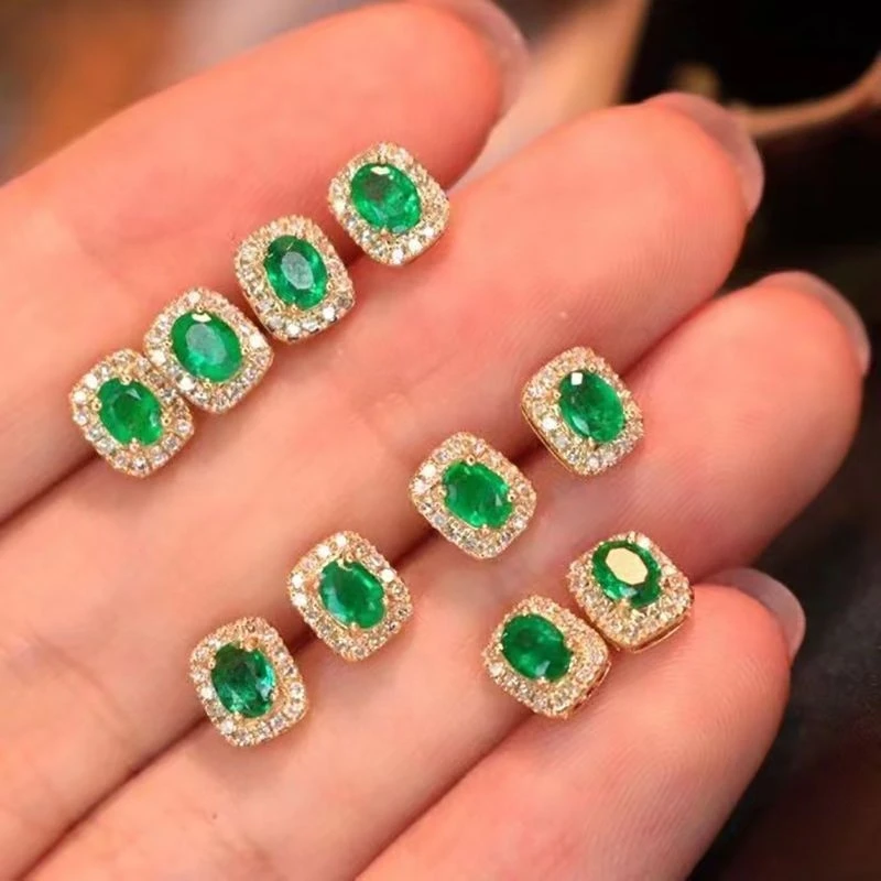 Элегантные классические серьги-гвоздики из 18-каратного твердого золота с