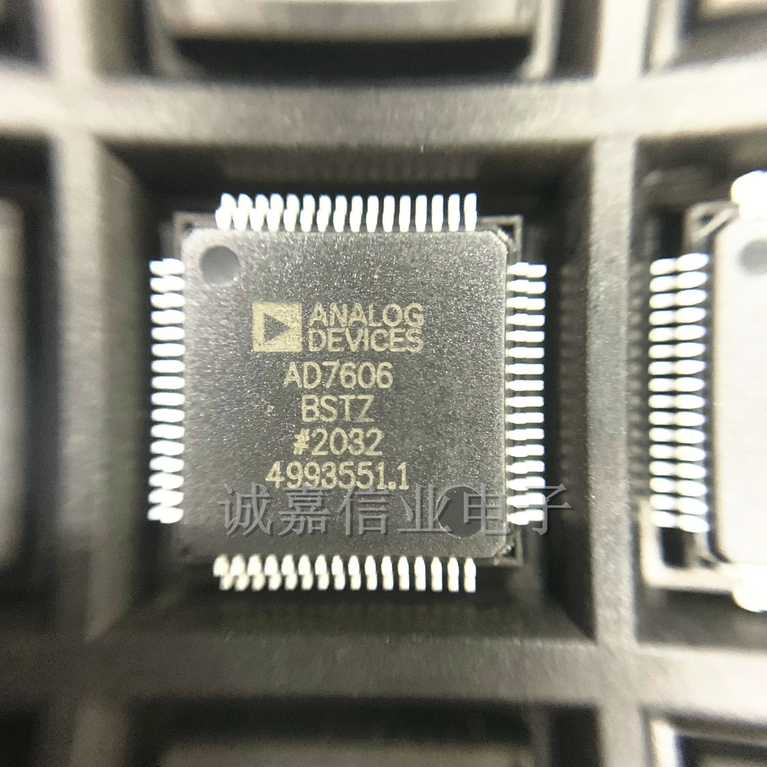 1 шт./лот AD7606BSTZ-RL AD7606BSTZ аналоговые цифровые конвертеры-ADC имитация Sampliing Bipolar 16 bit IC