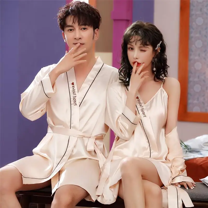 1 【Buy a send a set of】 the spring and autumn period and the couple robe silk pajamas women married silk red ice silk bathrobe