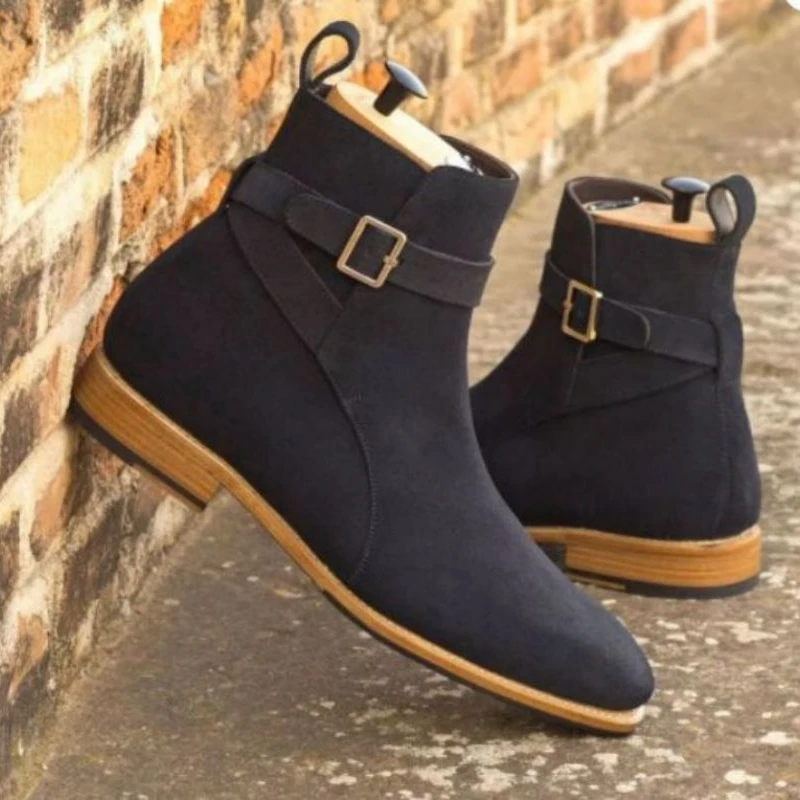 

Новые мужские деловые повседневные ботинки из искусственной замши с пряжкой для ремня на толстом каблуке с плоской подошвой в ковбойском с...