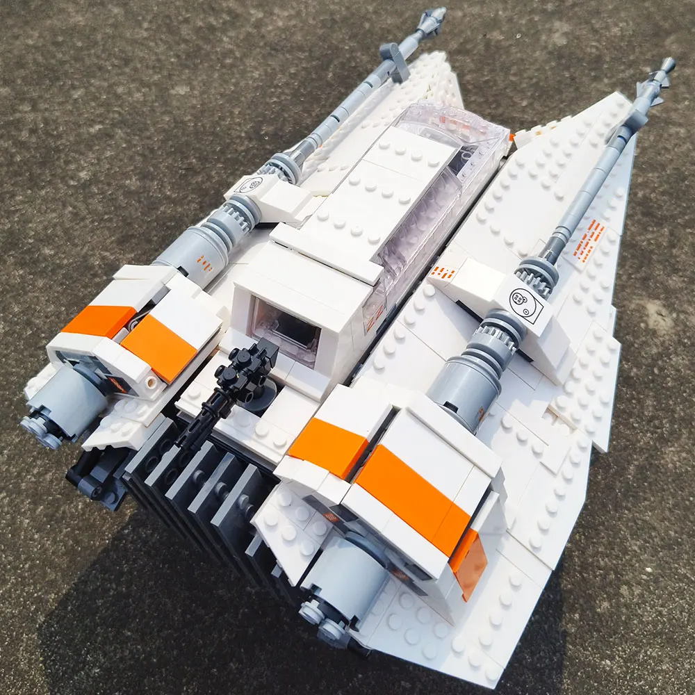 21802 1006 шт. Детский конструктор Snowfighter