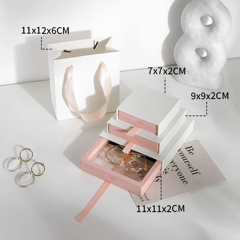 Пластиковая рамка для украшений KristinPerry 9х9 см