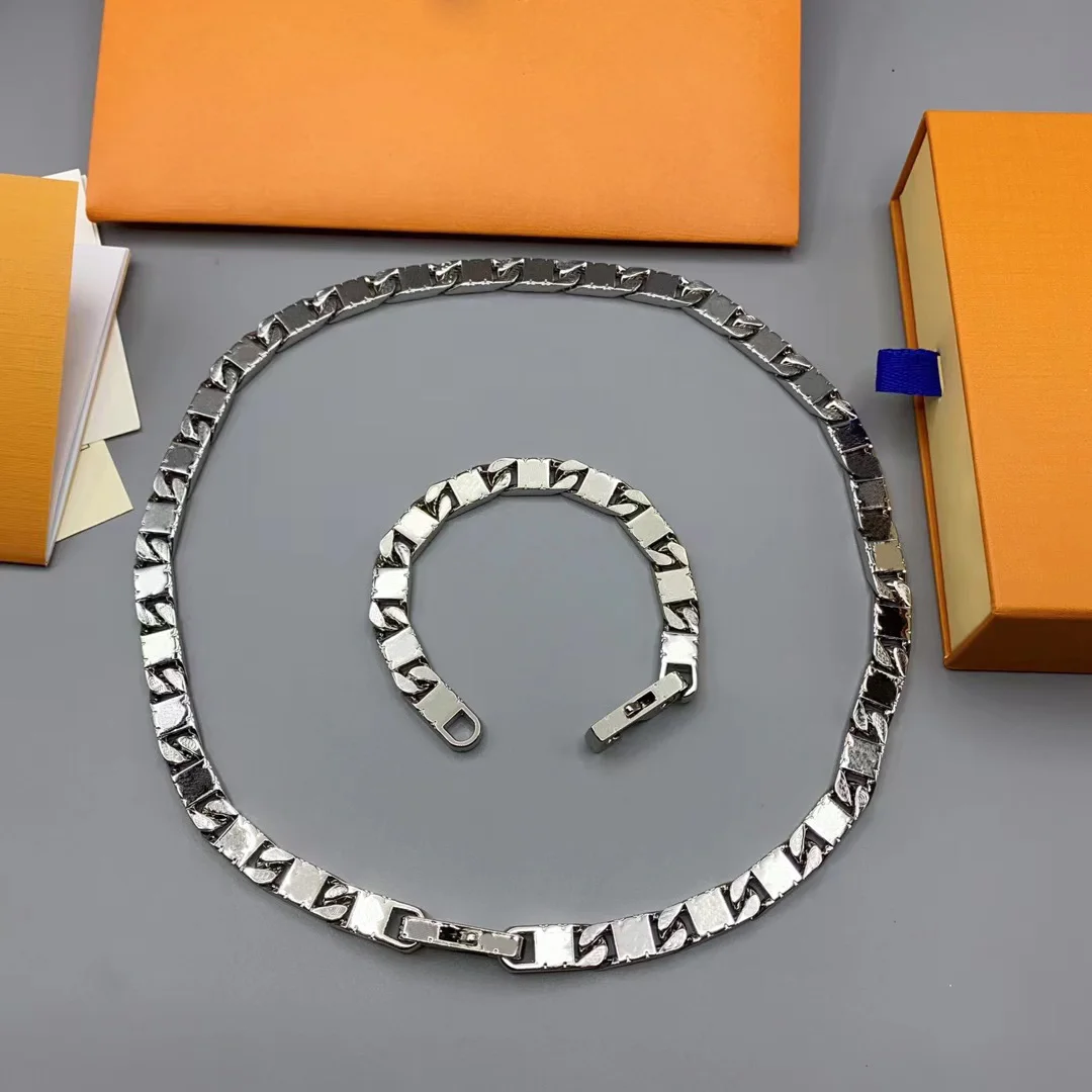 

New Checker Letter Cuban Bracelet Necklace Men's and Women's Sterling Silver Jewelry Set Fashion and Popular Party Accessories