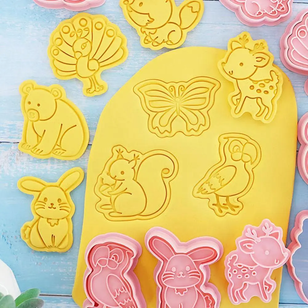 

8 Pcs/set Forest Animal Cookie Cutters Plastic 3D Cartoon Pastry Stamp Mold Biscuit Baking Pressable Cookie Bakeware Kitche V6R3