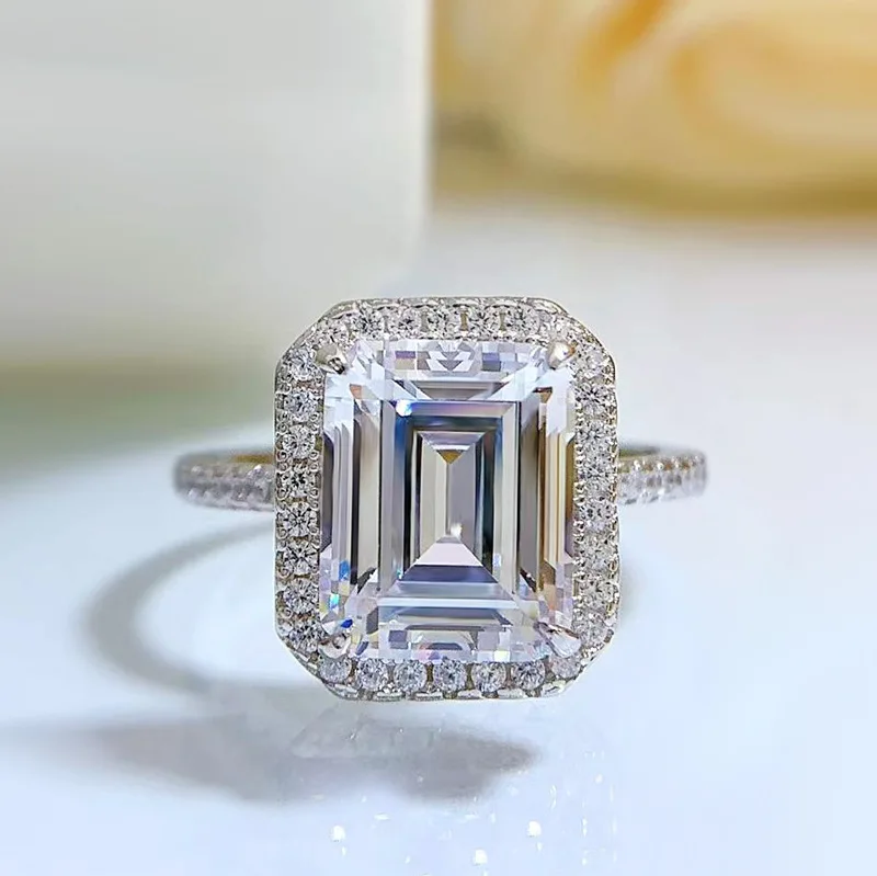 

Spring Qiaoer 100% 925 Sterling Silver 8*10MM Emerald Cut High Carbon Diamond Gemstone Engagement Fine Jewelry Women Ring Gift