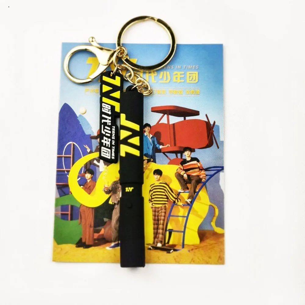 Kpop TNT Lightstick брелок 3D мягкая резиновая опорная лампа с LOMO картой подарок коллекция