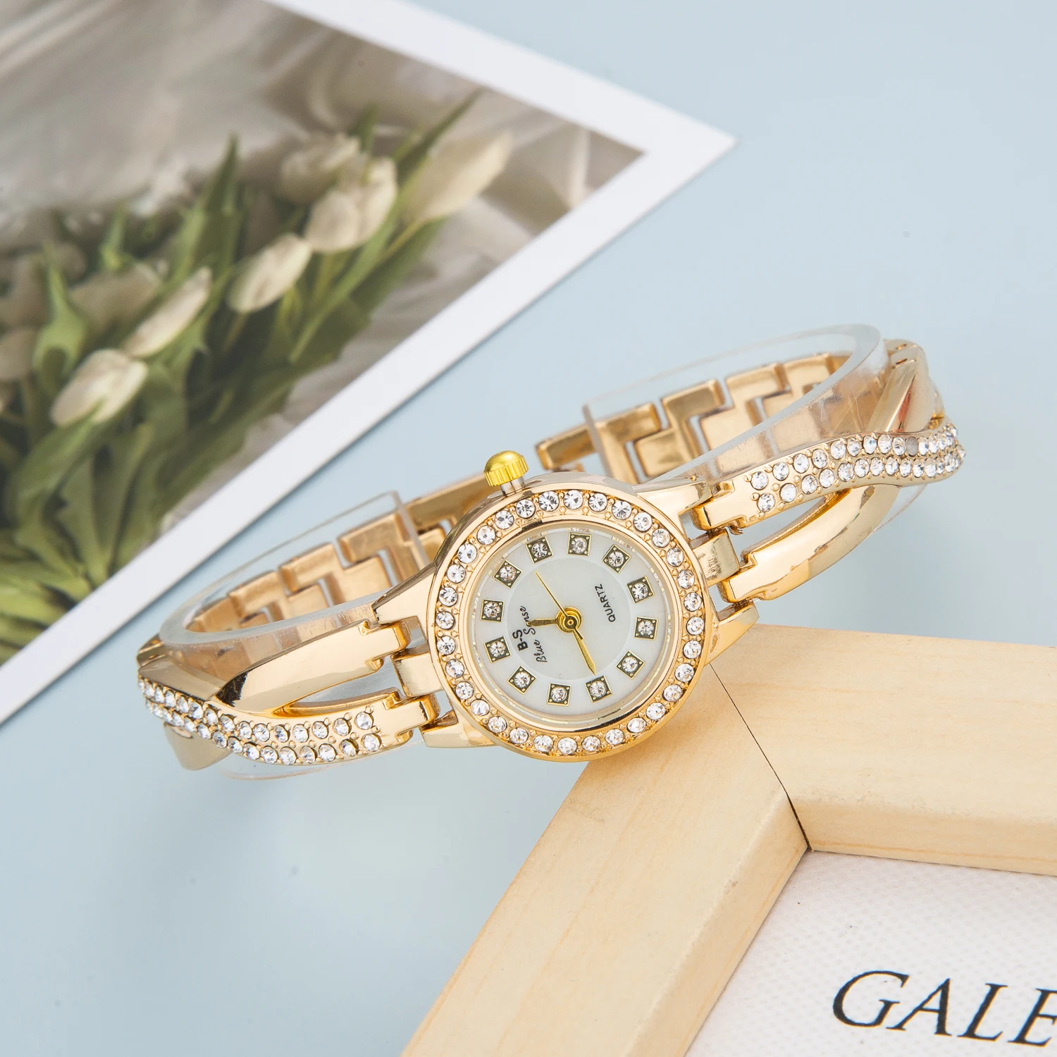 2023 Luxury Brand Design K Gold Diamond Crystal Watch Fashion Quartz Wristwatches Stainless Steel Watches gift Free Shiping