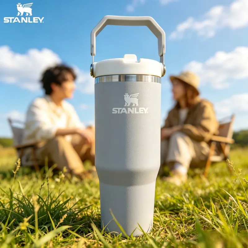 Фото Бутылка для воды Stanley Sage Grey IceFlow с откидной крышкой и соломинкой, из нержавеющей стали, 30 унций, с функцией сохранения температуры, для офиса, кофе, чая и напитков №3