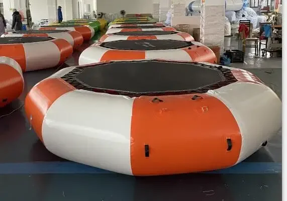 Дешевый водный плавающий остров аквапарк надувной батут с горкой
