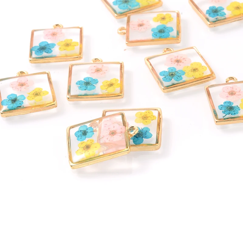 

12Pc Cute Square Real Hibiscus Blossom Petal Plumeria Charms Dried Flower Pressed Acrylic Epoxy Resin Pendant for Jewelry Making