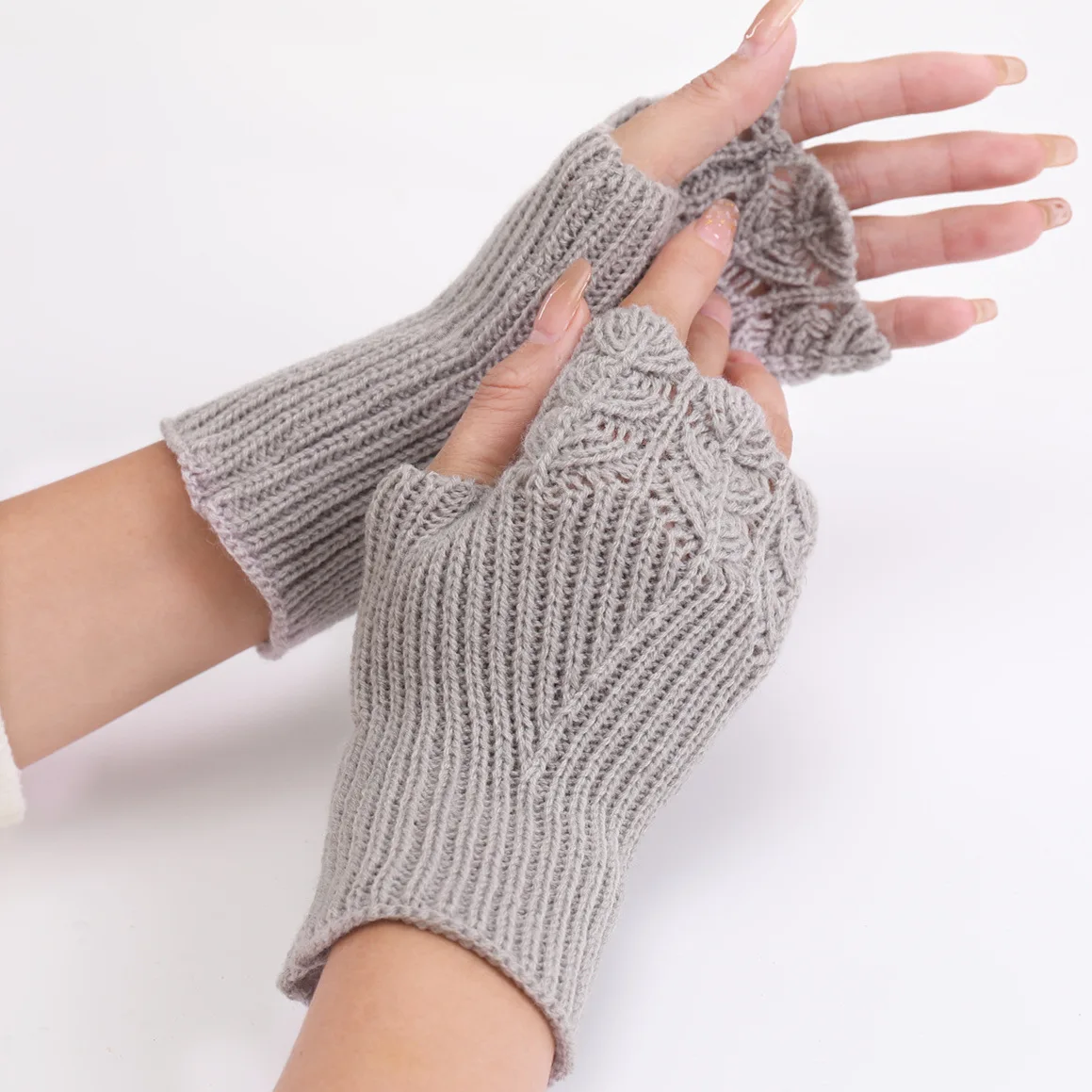 

Шерстяные перчатки с перекрестными краями Корейская версия Осень-зима новые женские вязаные теплые перчатки без пальцев