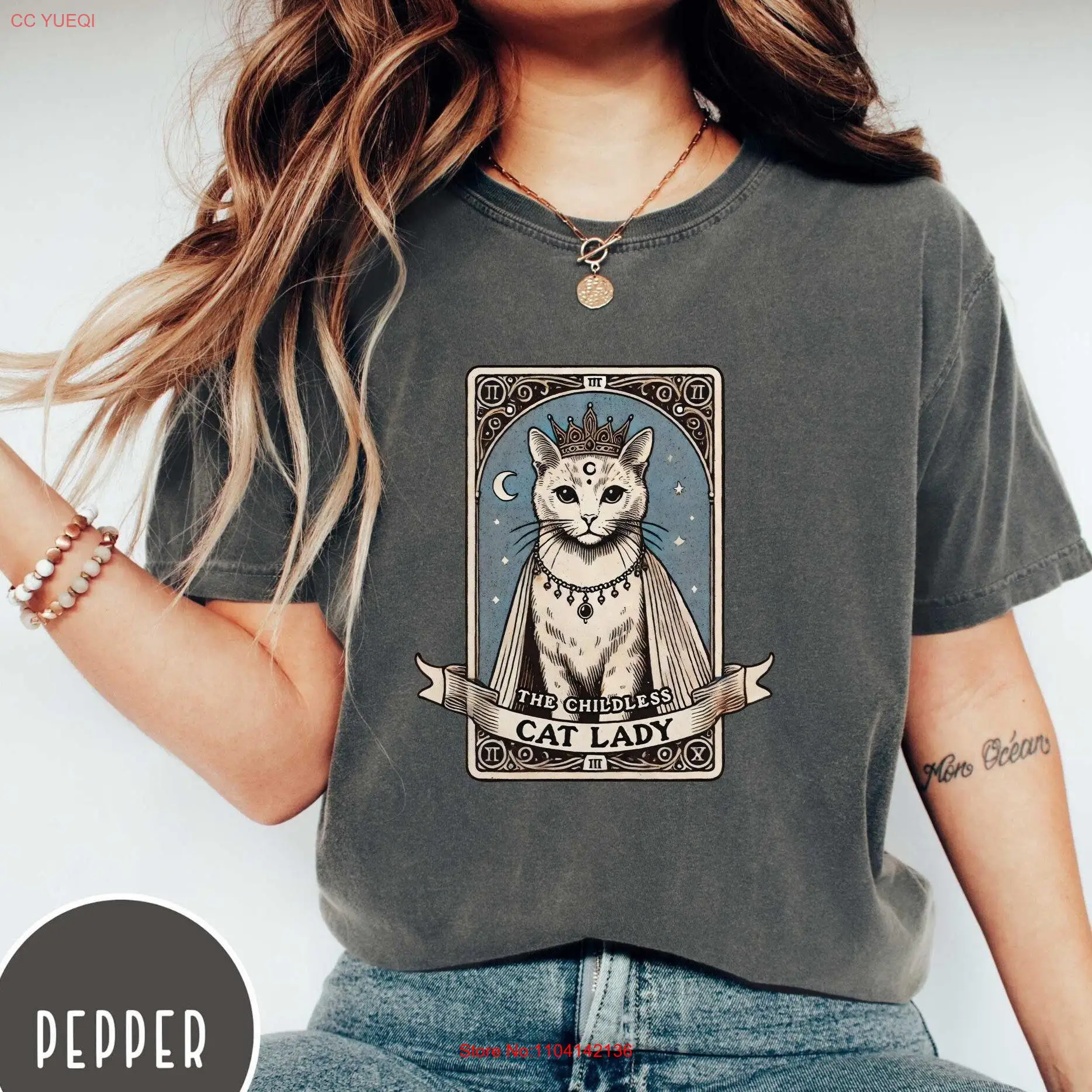 Футболка с комфортными цветами The Childless Cat Lady футболка для любителей карт Таро