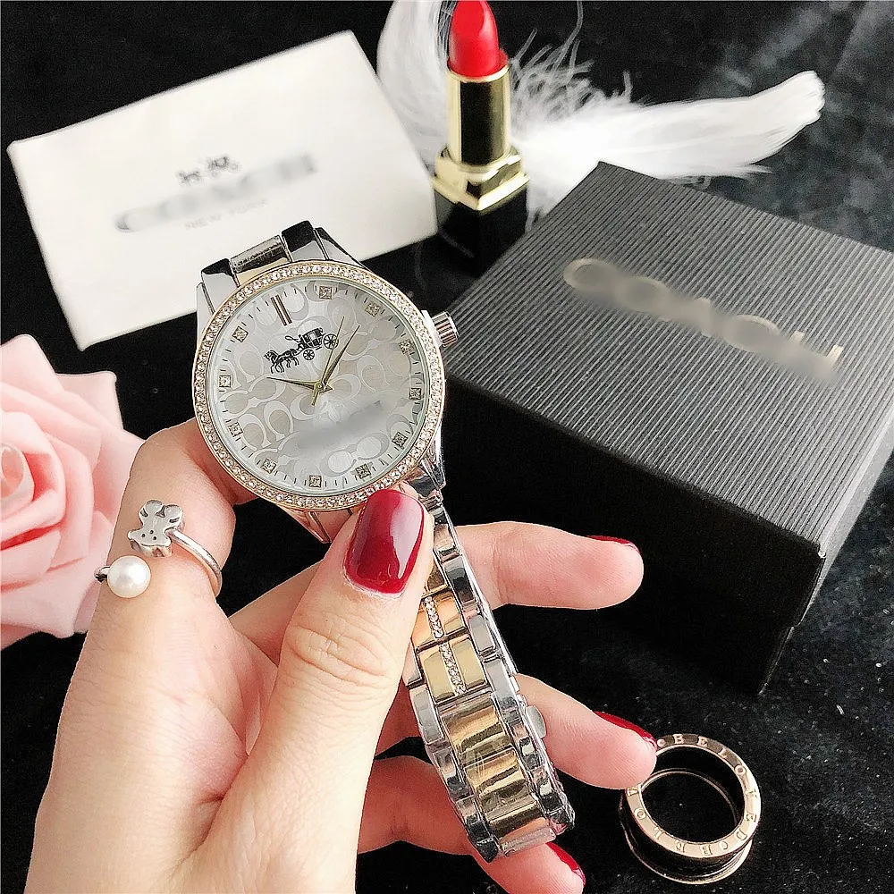 2023 Europe and the United States popular fashion temperament personality matching diamond-encrusted ladies quartz watch