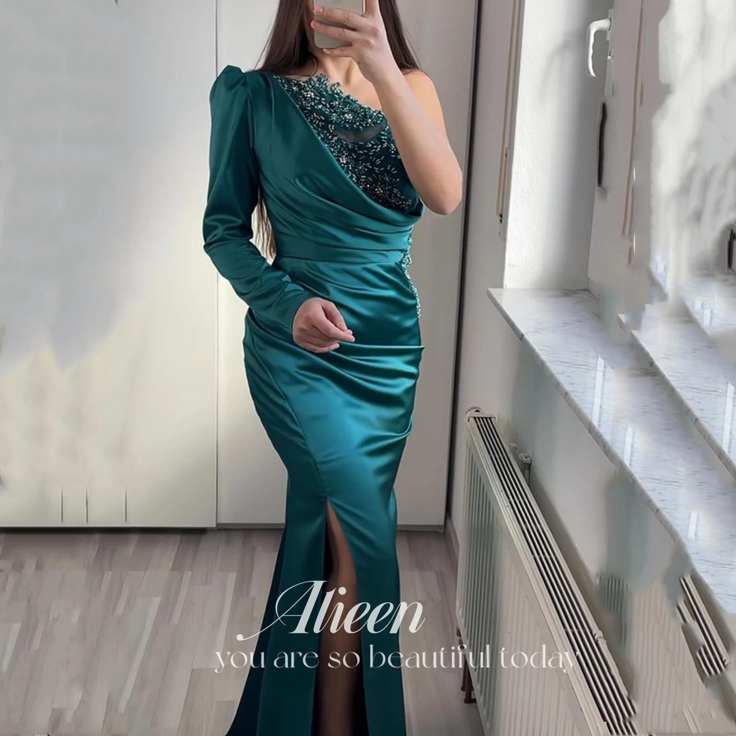 

Aileen Dubai Formal Occasion Dresses for Prom Satin Bead Embroidery Ball Gowns Arab Long Wedding Party Dress Shoulder Sleeve
