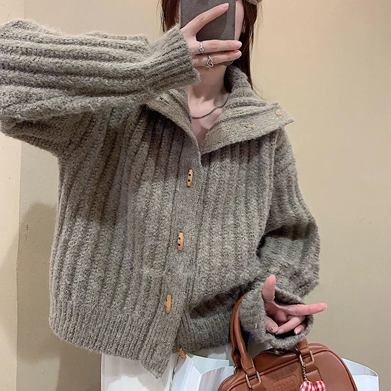 Водолазка толстый вязаный свитер пальто кардиган на пуговицах женский