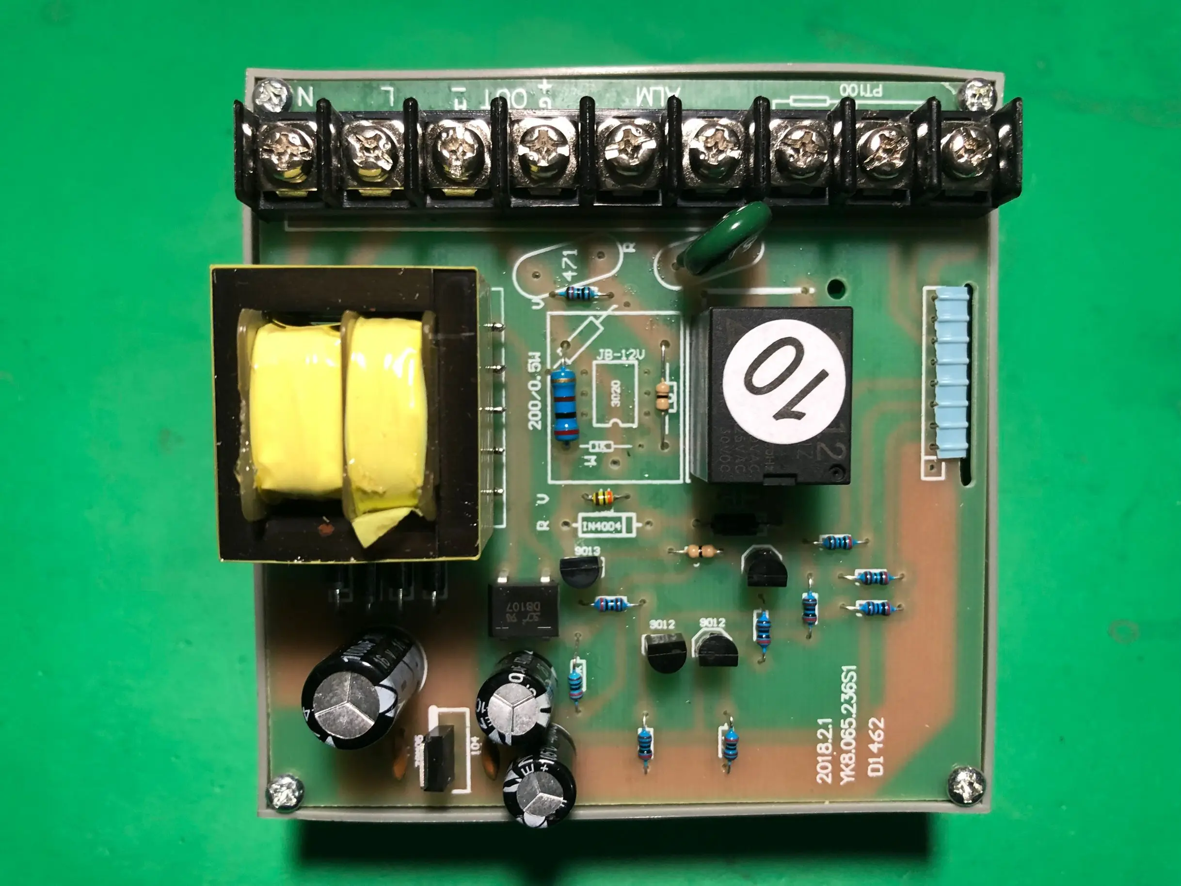 Регулятор температуры прибора Shanghai Yatai YLD-2000 2612 В 2412 2402 2602 Контроль сушильной печи