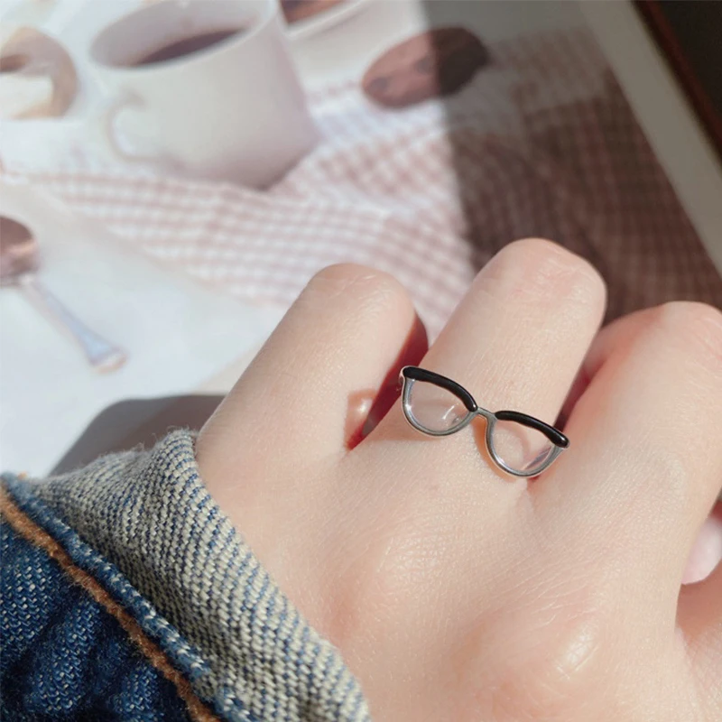 

2022 New Personality Cute Glasses Enamel Painted Ring Japanese Hansen Girl Open Ring Adjustable Ring Retro Jewelry