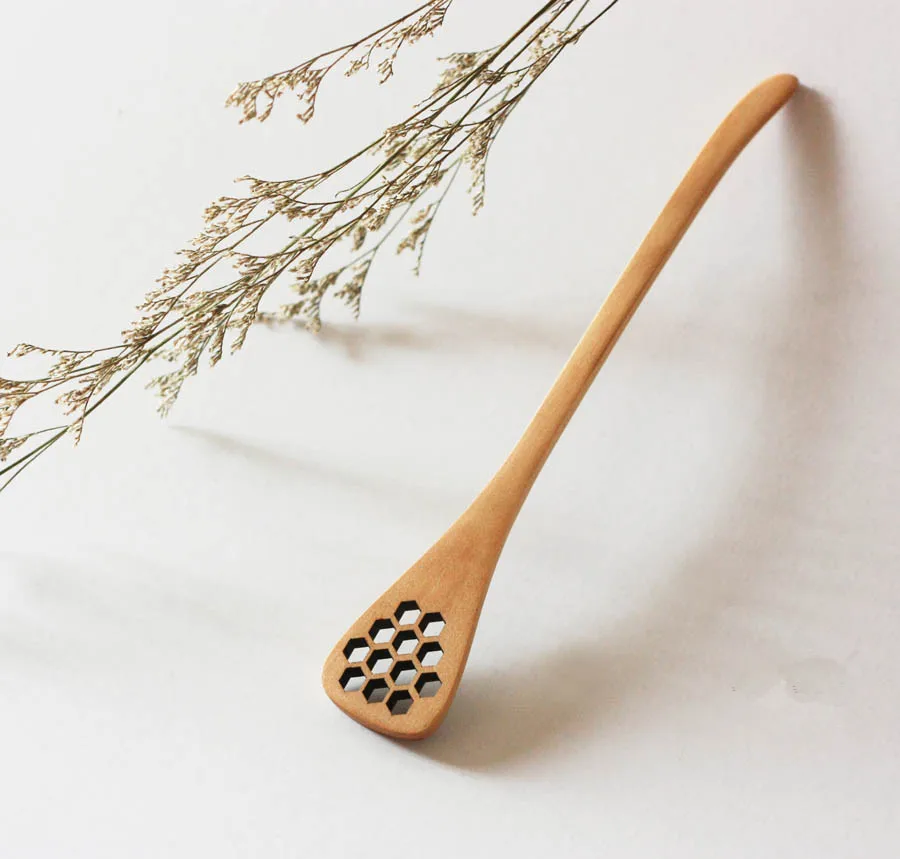 

Cute Wood Creative Carving Honey Stirring Honey Spoons Honeycomb Carved Honey Dipper Kitchen Tool Flatware Accessory DH9855