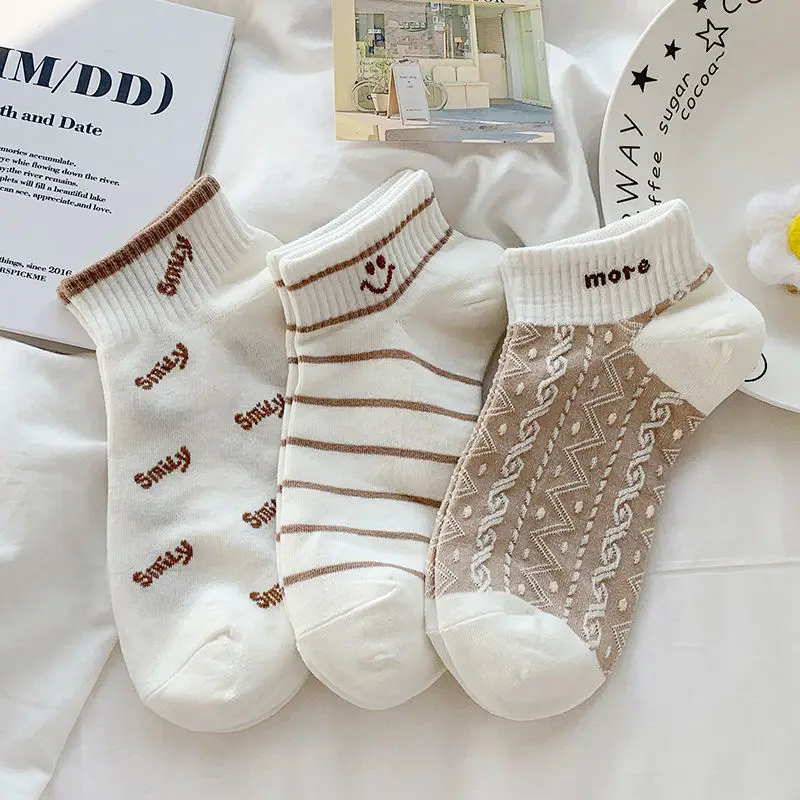 Yasuk All Season Women's Fashion Soft Print Stripe All-Match Lovely Girl Casual Comfortable Socks 5Pcs Smile White