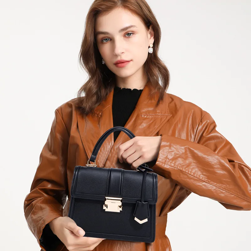 Bag Women's 2022 New Fashion Portable Kelly Bag Niche High-end All-match Organ One-shoulder Messenger Small Square Bag