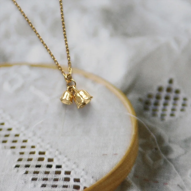 Поздний спальный Placodon Grandiflorum | Ожерелье из титановой стали Design Sense Linglan Flower Gold Light